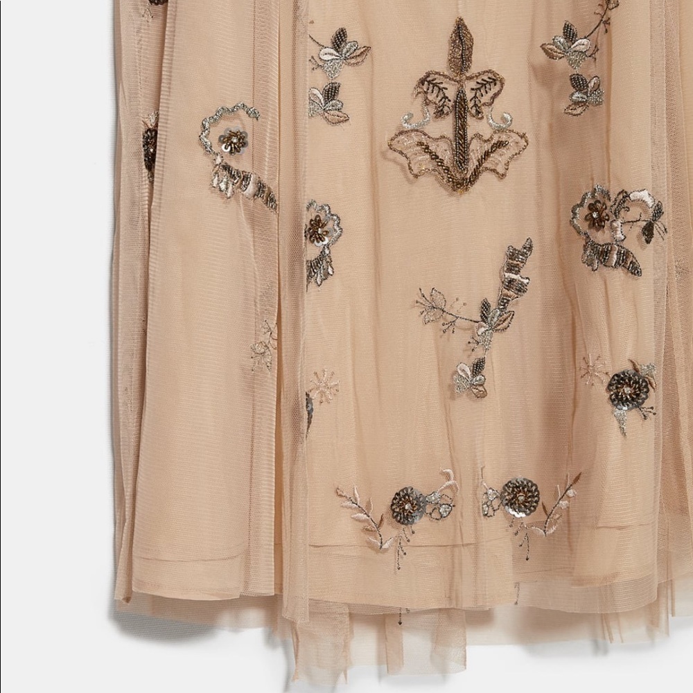 ZARA BNWT Embroidered Dress with Beading - Picture 6 of 10